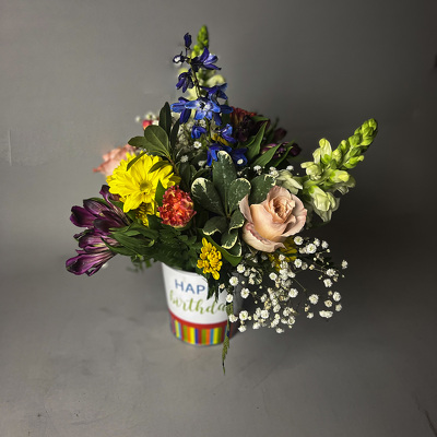 B222 small Happy Birthday tin from Fabbrini's Flowers in Hoffman Estates, IL