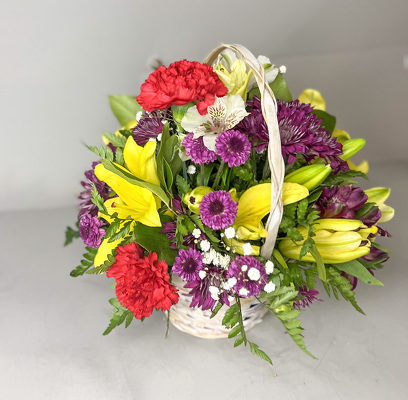 E114 Basket of Cheer from Fabbrini's Flowers in Hoffman Estates, IL