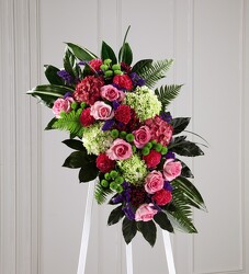 S111 Serenity easel arrangement from Fabbrini's Flowers in Hoffman Estates, IL