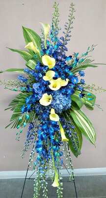 S15D EASEL OF BLUE from Fabbrini's Flowers in Hoffman Estates, IL