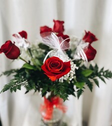 Sweetest Day Kisses from Fabbrini's Flowers in Hoffman Estates, IL