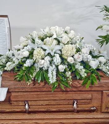 S4D WHTIE CASKET SPRAY from Fabbrini's Flowers in Hoffman Estates, IL