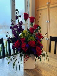 V161 This is the one from Fabbrini's Flowers in Hoffman Estates, IL