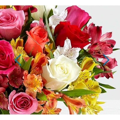 WD106 Seasonal Handtie from Fabbrini's Flowers in Hoffman Estates, IL